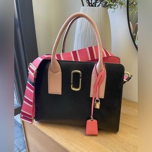 Marc Jacobs black pink and brown big shot in excellent condition